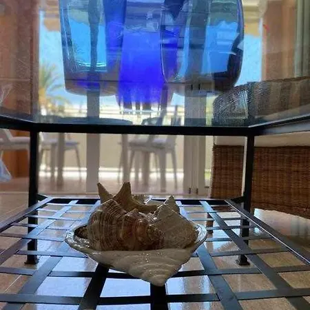 Directo A La Playa Con Vistas Del Mar