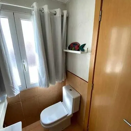 Directo A La Playa Con Vistas Del Mar *